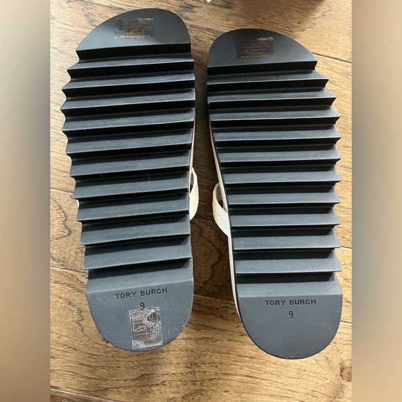 Tory Burch Miller Cloud Lug sandals size 9 - Picture 11 of 16